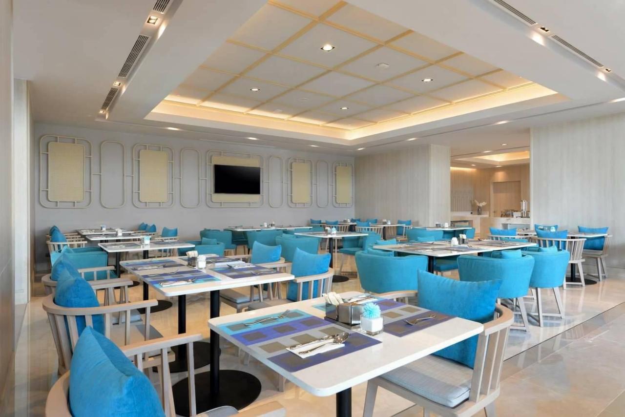 Centre Point Hotel Terminal21 Korat Nakhon Ratchasima Luaran gambar The restaurant